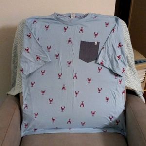 Lobster print XL tee shirt